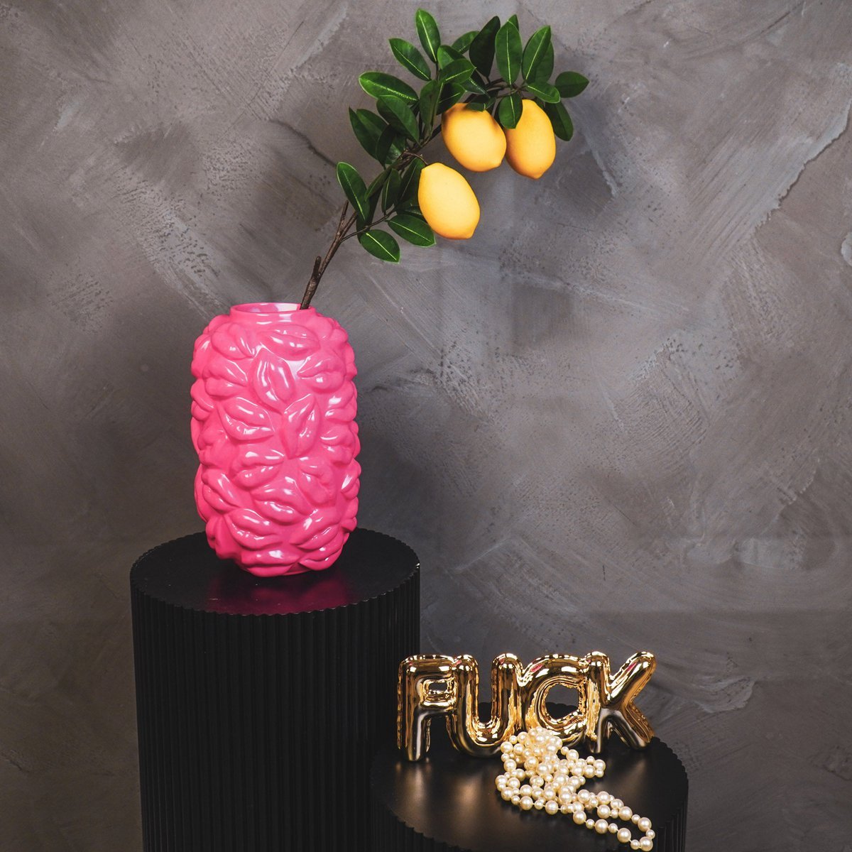 Vase - Kisses - Ceramic - Neon Pink - 17x17x27cm