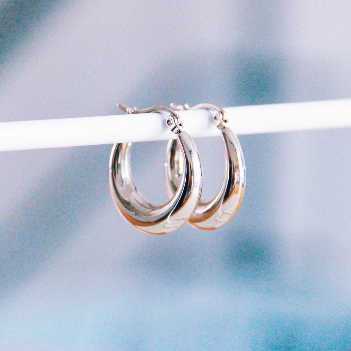 Hangende oorbel rond 19mm – silver
