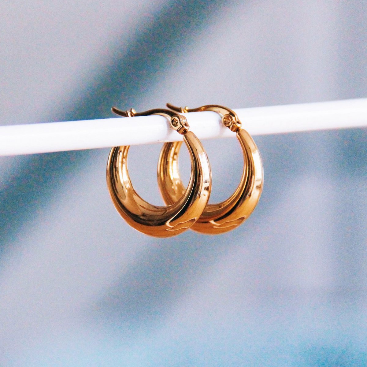 Hanging earring 20mm