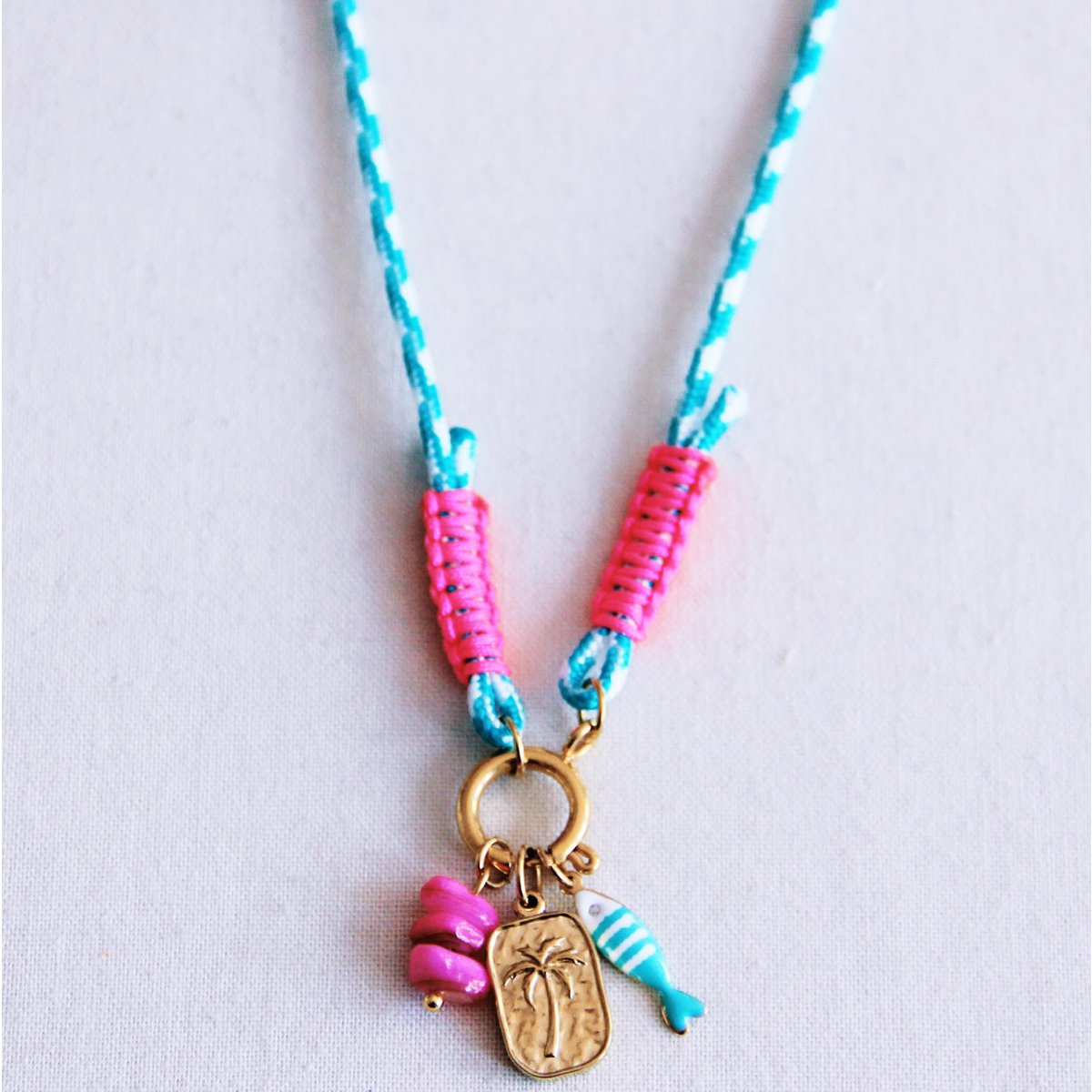 Ketting met bedels - turquoise/roze