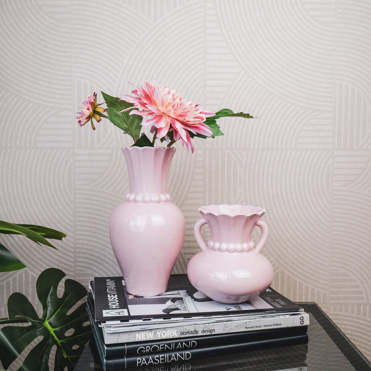 Vase - pearl neck - stoneware light pink - 14x14x15cm