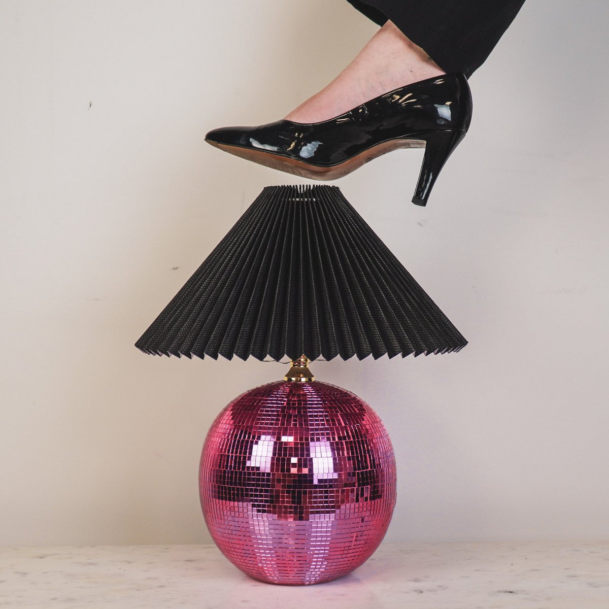 Lamp - Disco Ball - Glass - pink - 20x20x20cm
