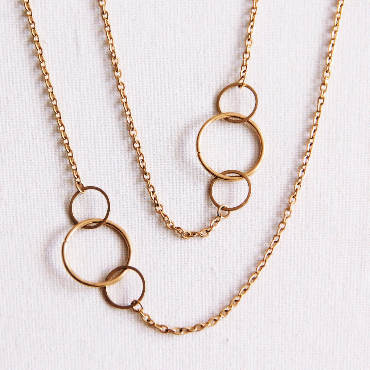 Lange ketting met ronde details - goud