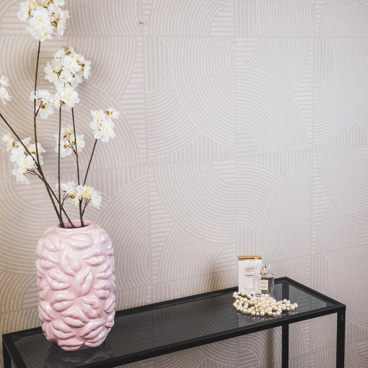 Vase - Kisses - Ceramic - Light pink - 17x17x27cm