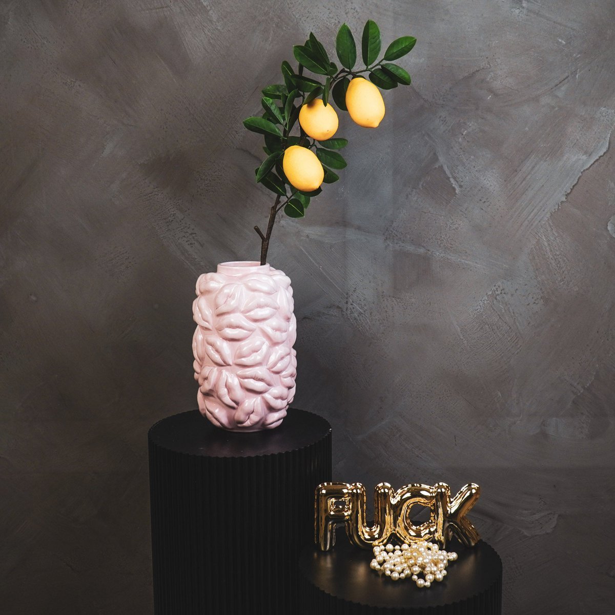 Vase - Kisses - Ceramic - Light pink - 17x17x27cm