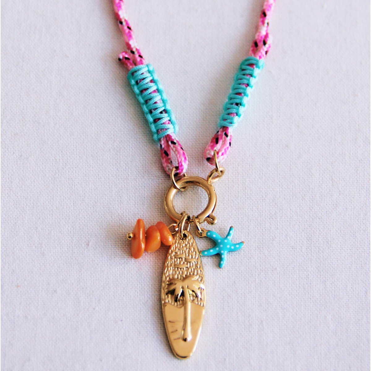 Surfketting met bedels - roze/mint