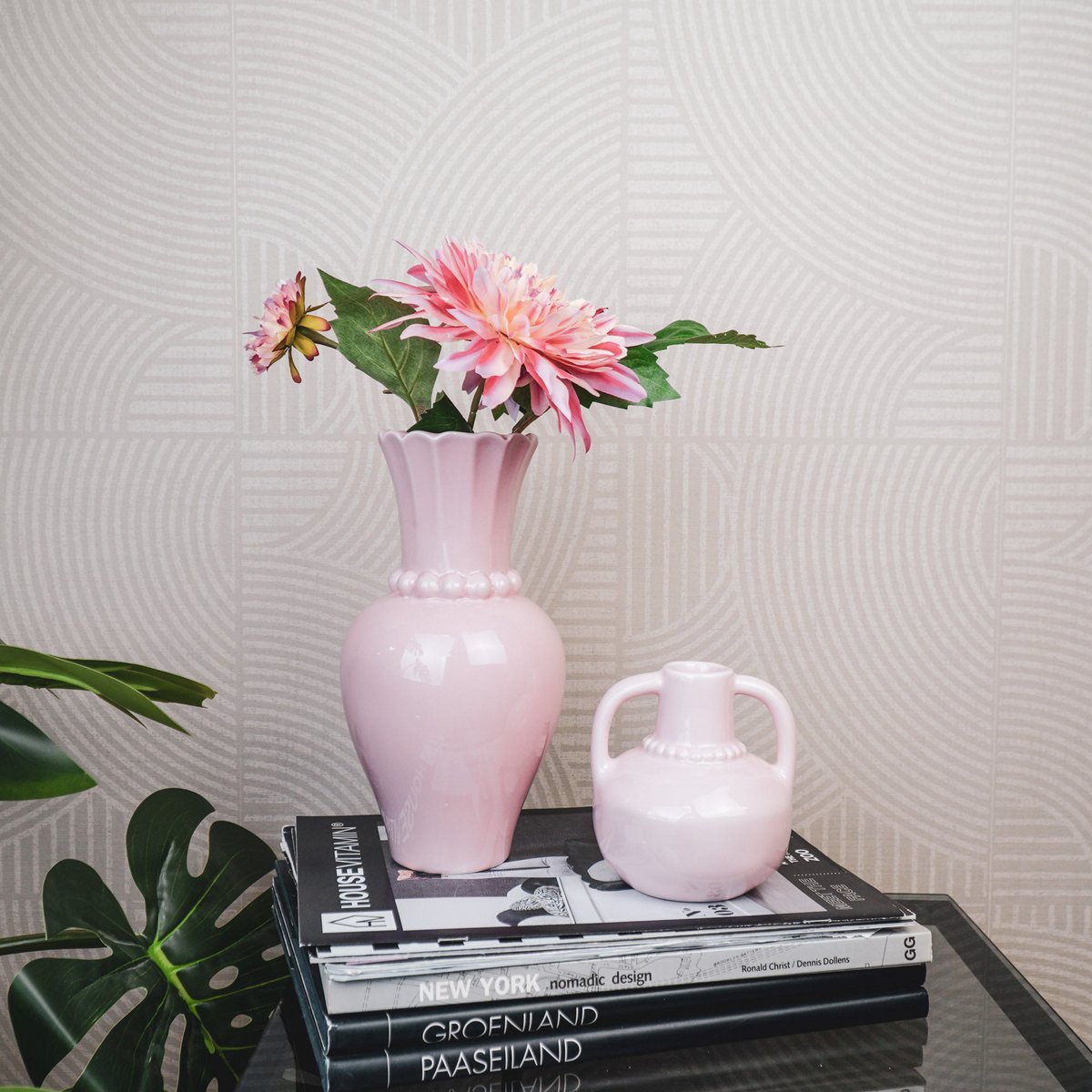 Vase - pearl neck - ceramic - light pink - 12x12x24cm