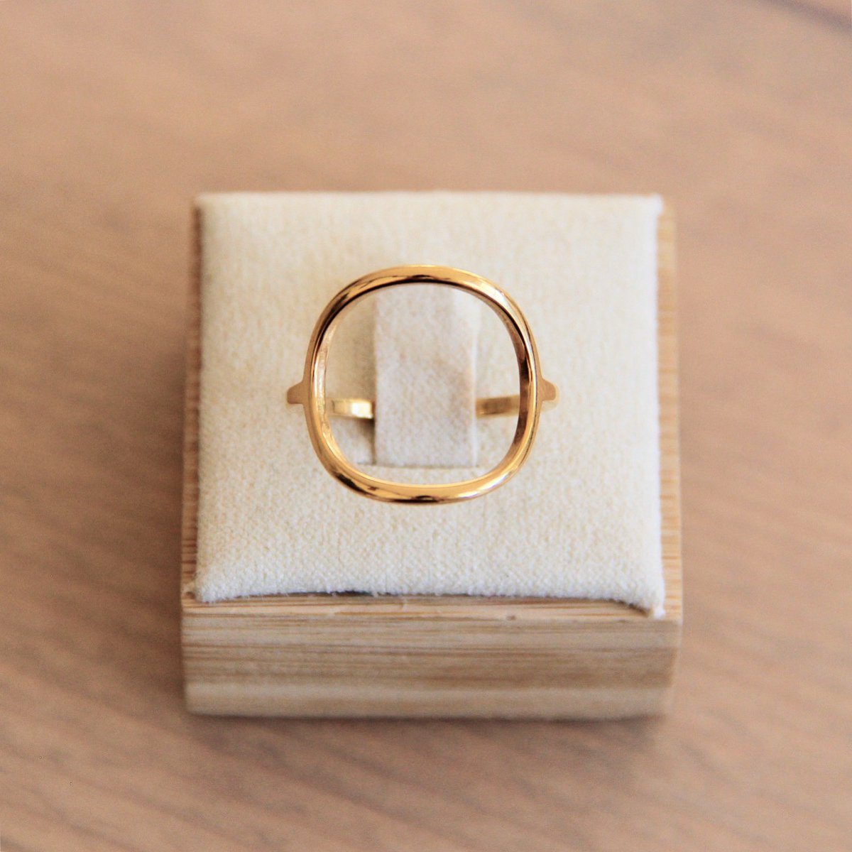 Ring met open rondje