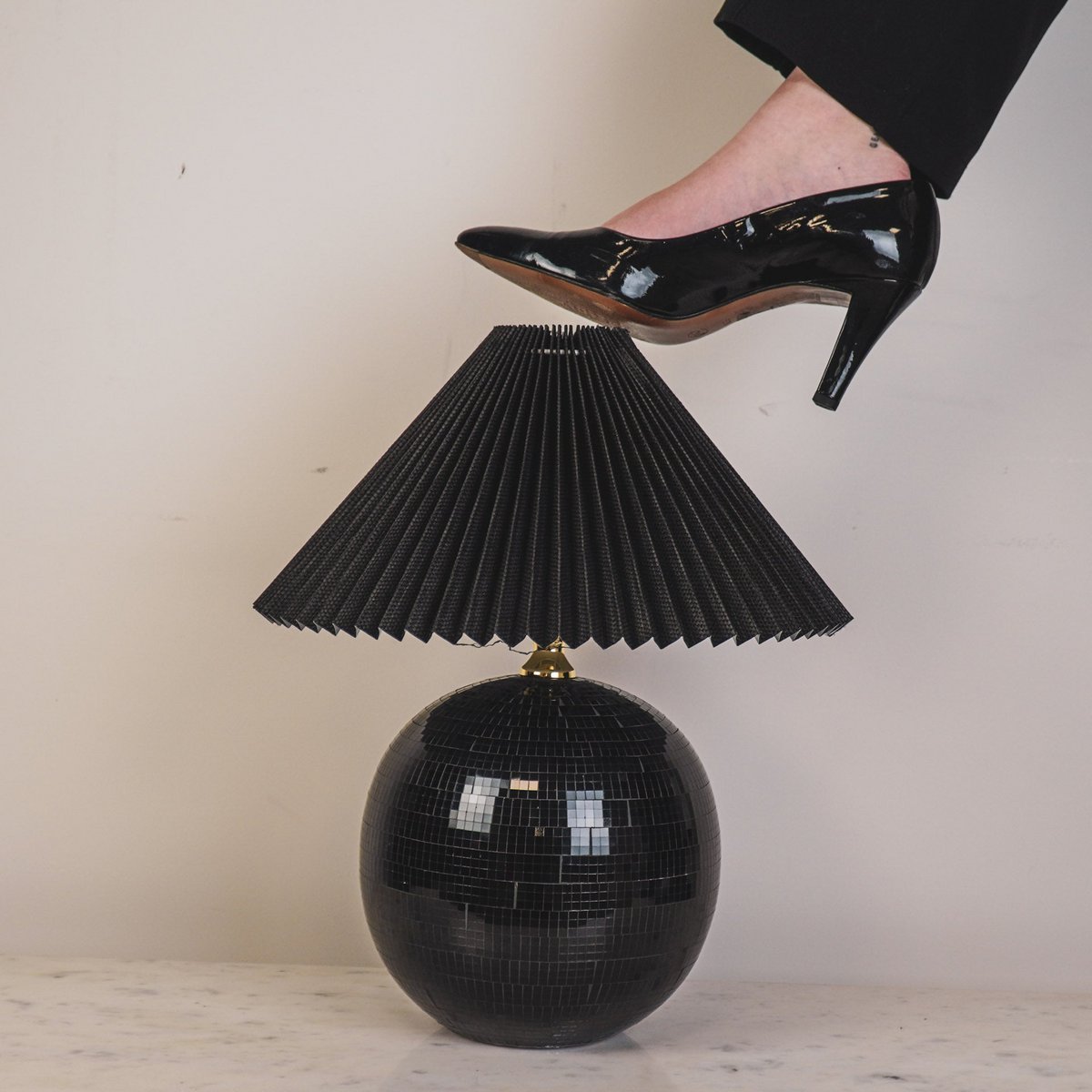 LAMP - DISCO BALL -GLASS - Black - 20x20x20cm