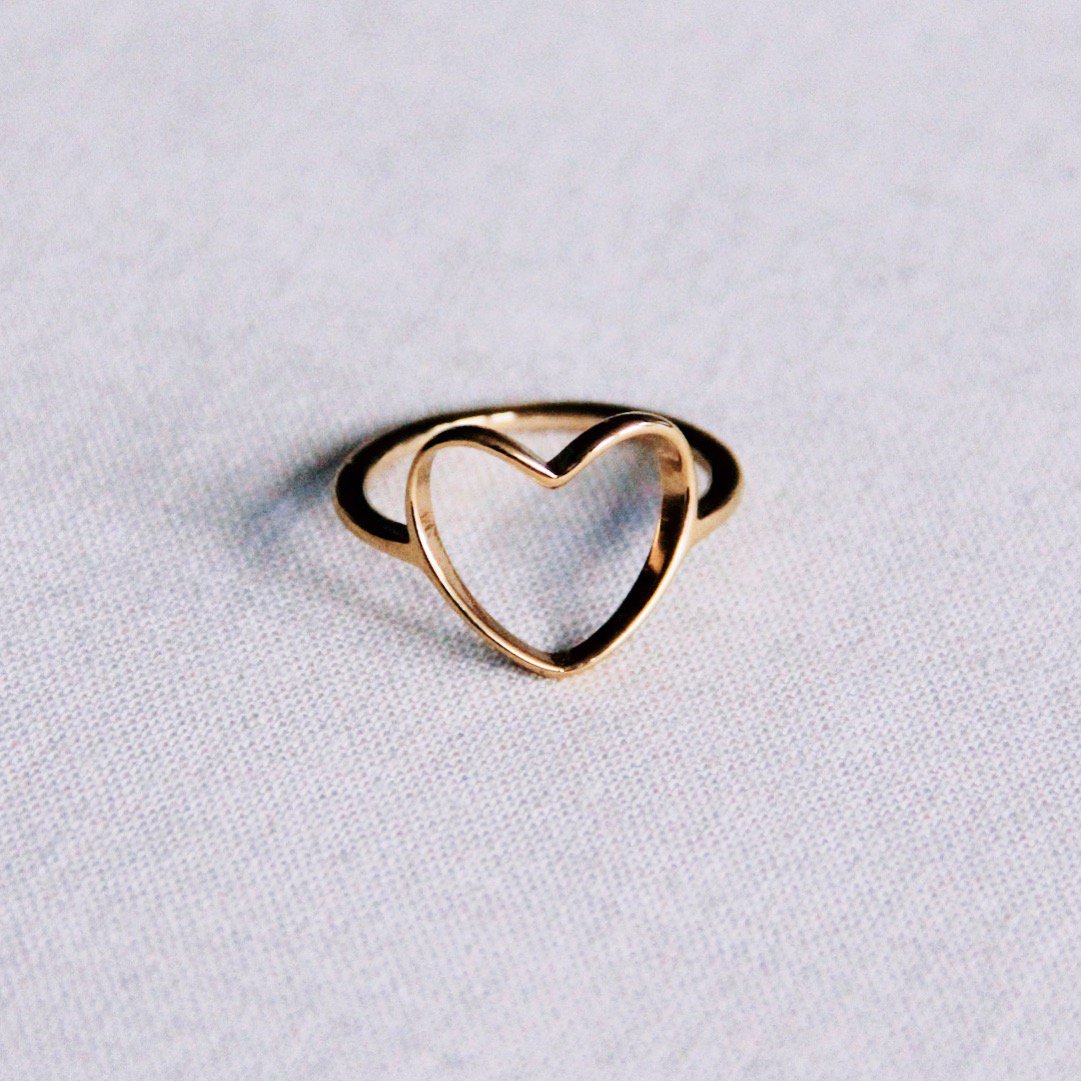 Ring met open hart