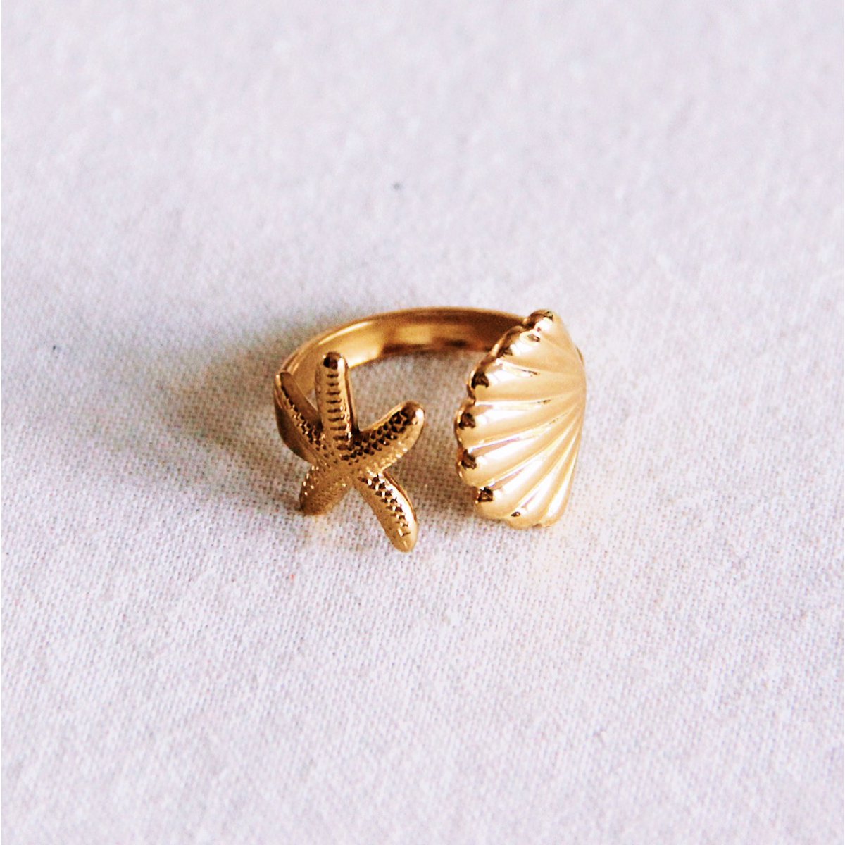 Ring met zeester en schelp - goud