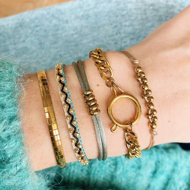 Bracelet striped